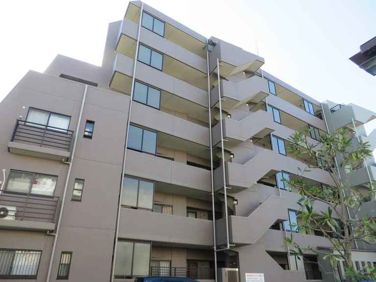 イーストビレッジ 外観