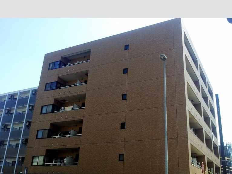 中山八番館 外観