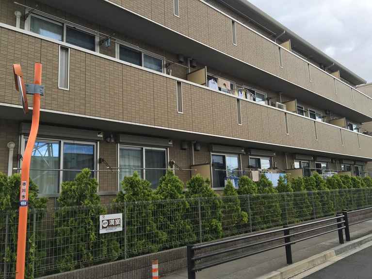 エーデルワイス 外観