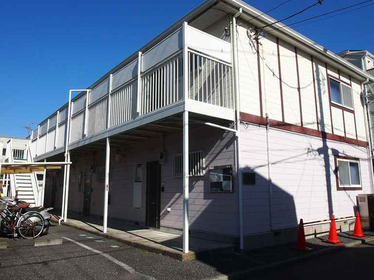 レオパレスZUSHI1番館 外観