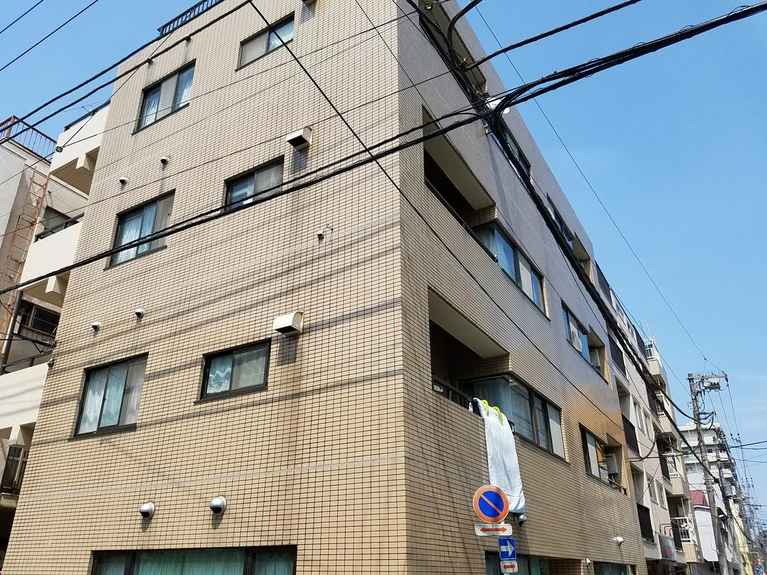 ロイヤルハイツ河村 外観