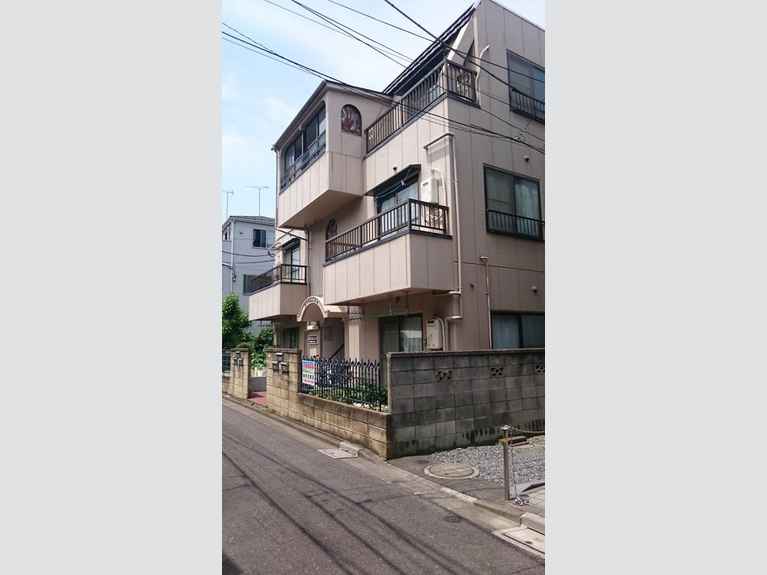 ロイヤルハイツ 外観