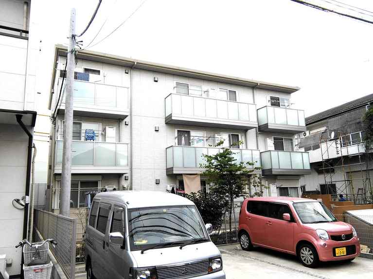 PLATZ 外観