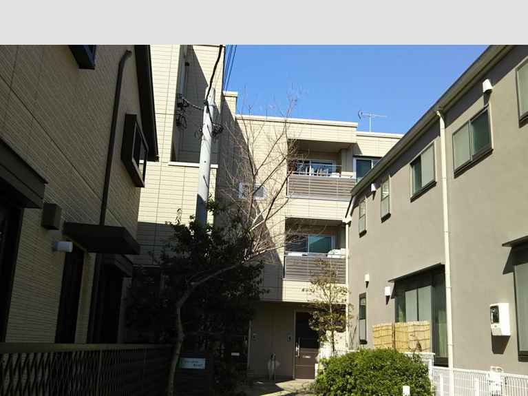シャーメゾンセレッソ 外観