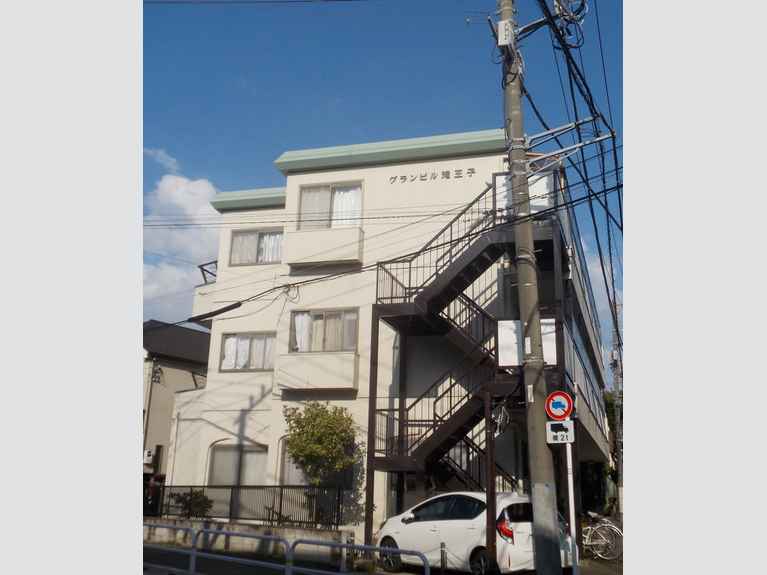 グランビル滝王子 外観