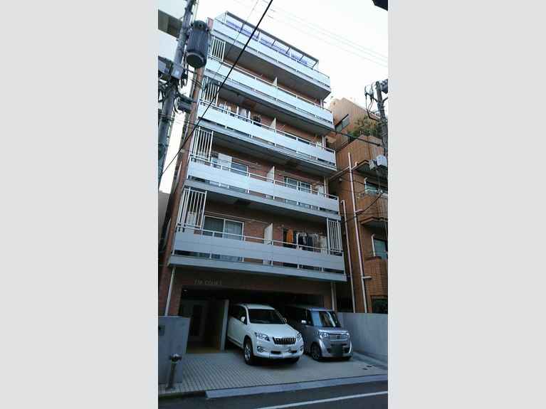 YMコート 外観