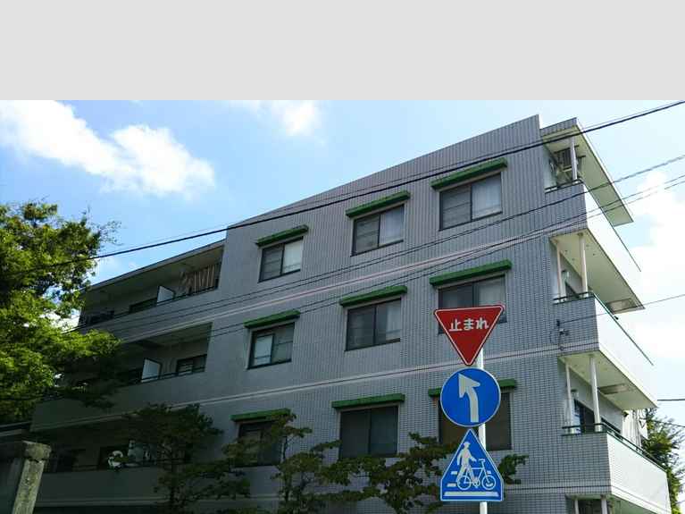イーストヒルズ 外観