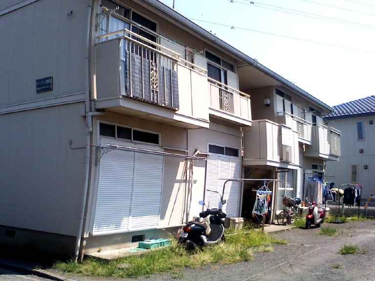 グリーンパレス田野倉 外観