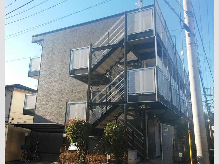 レオパレスベイサイドコート横浜 外観