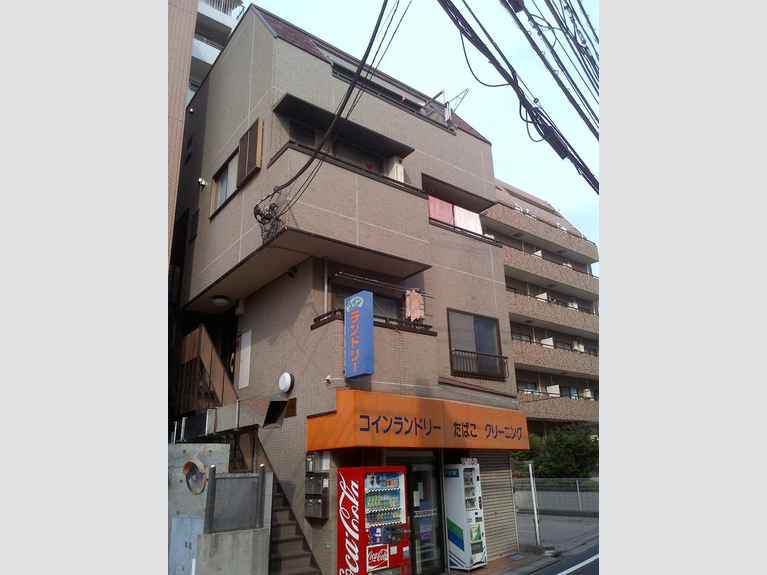 アーバンパレス 外観