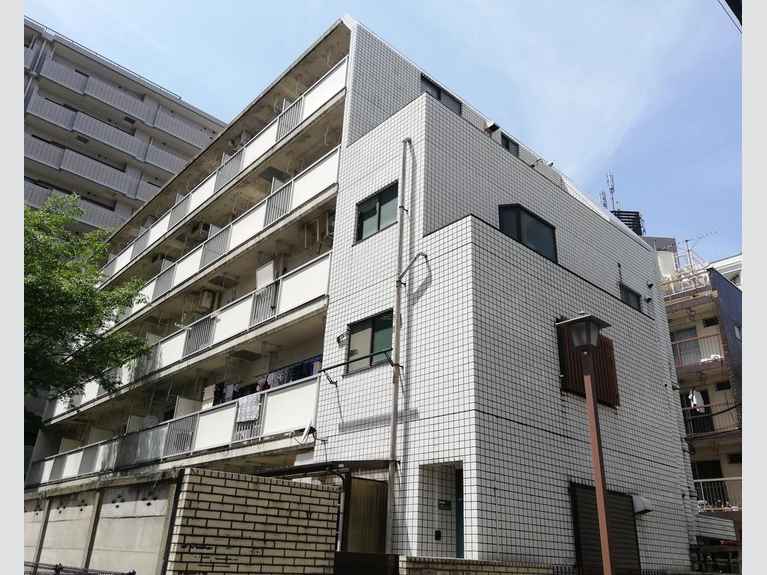 ワイケイ三鷹 外観