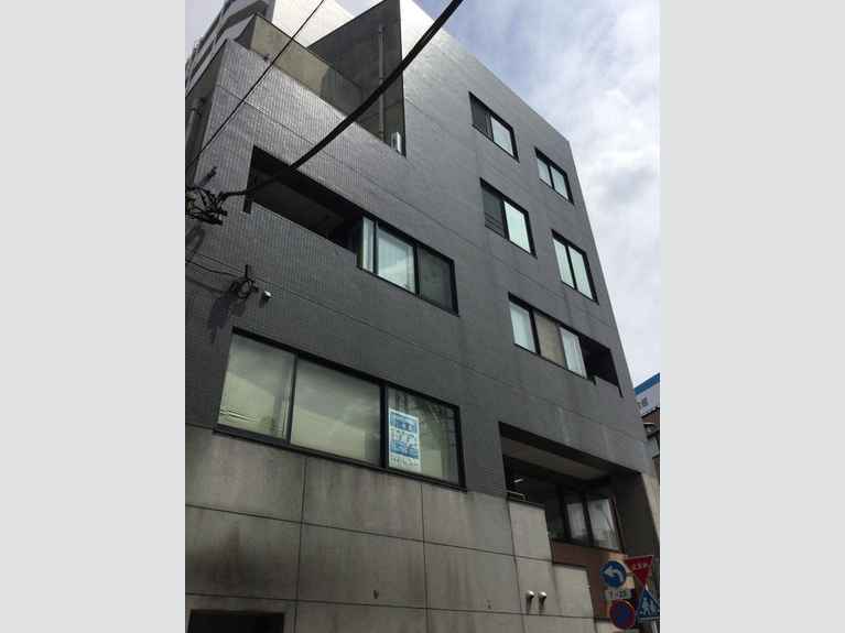 EELHOUSE 外観