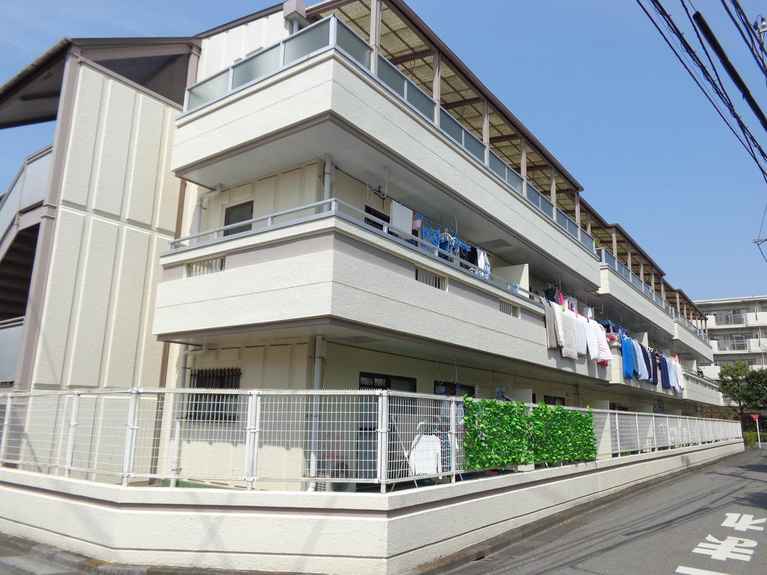 弘道高橋第二ハイツ 外観