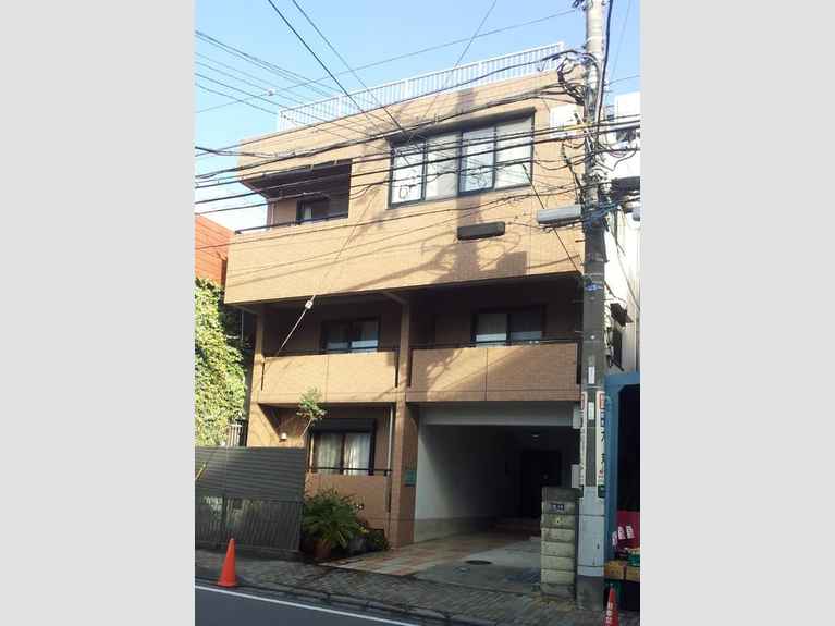 ブルースカイ 外観