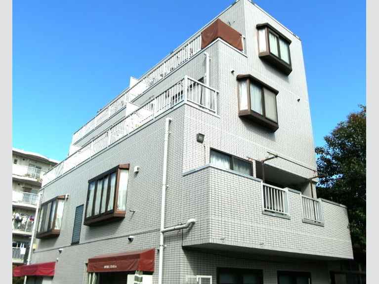 ブッシュクローバー 外観