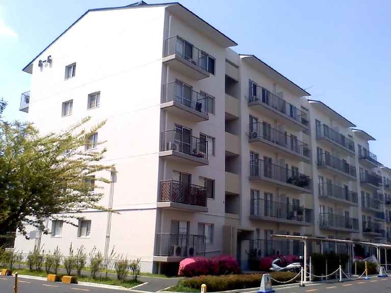 相武台グリーンパーク8街区5号棟 外観