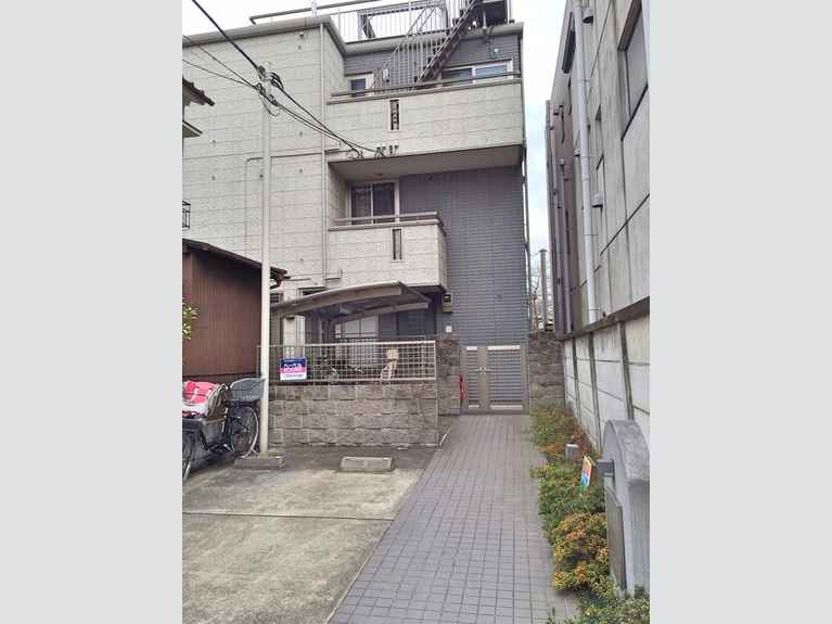 トゥレカサメント 外観