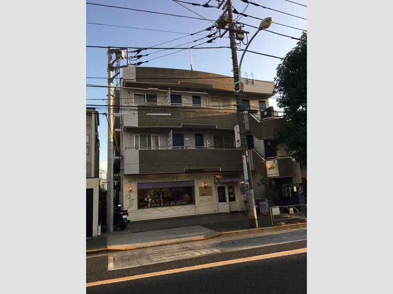 メゾンサンクルー 外観