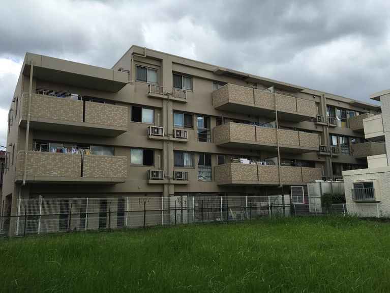 ベリテージ本八幡 弐番館 外観