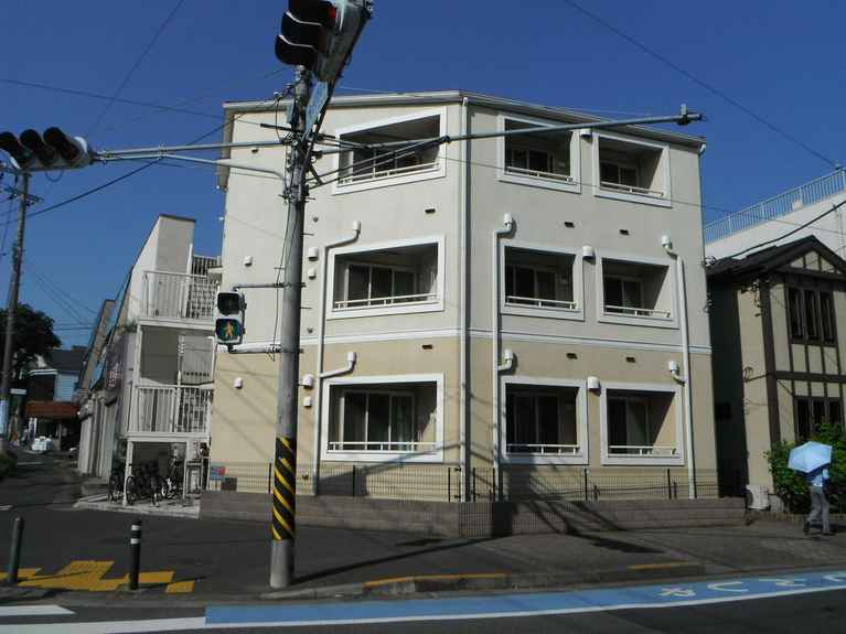 アークつきみ野 外観