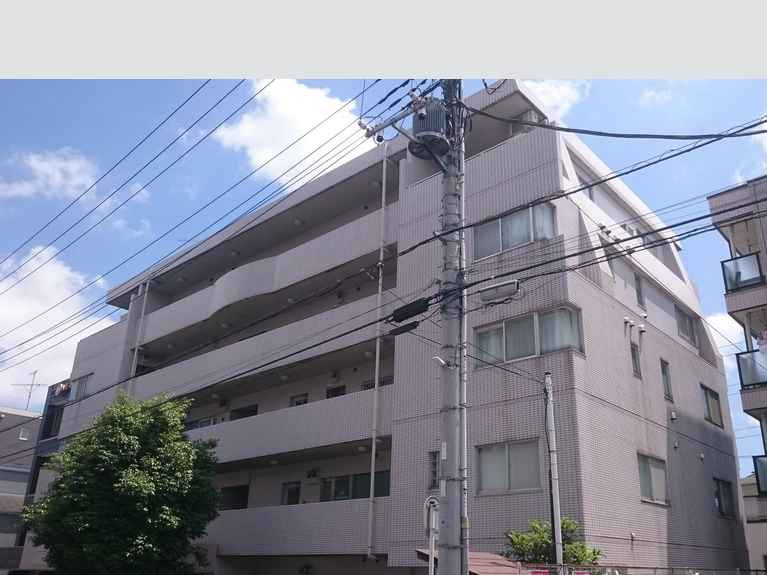 ウィスタリアコート 外観