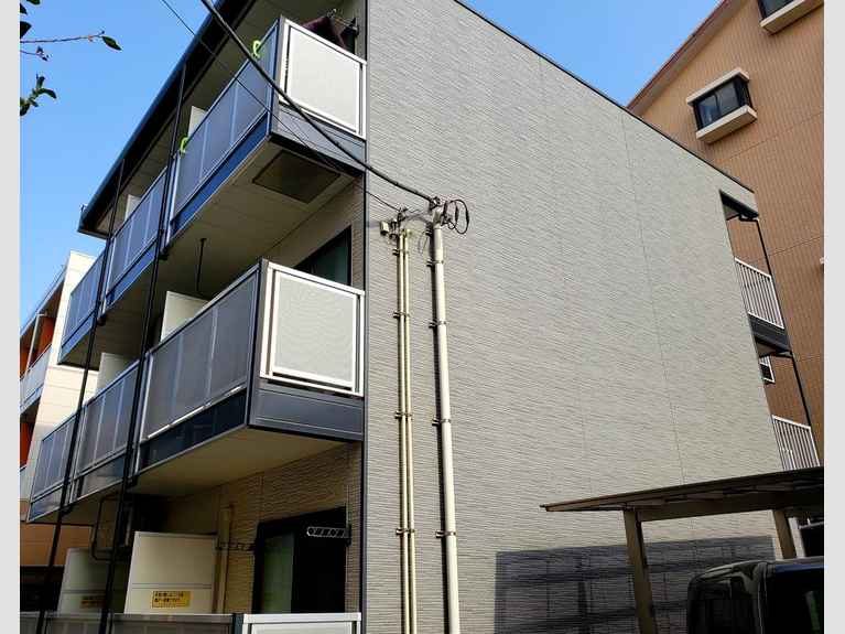 レオパレスAMI 外観