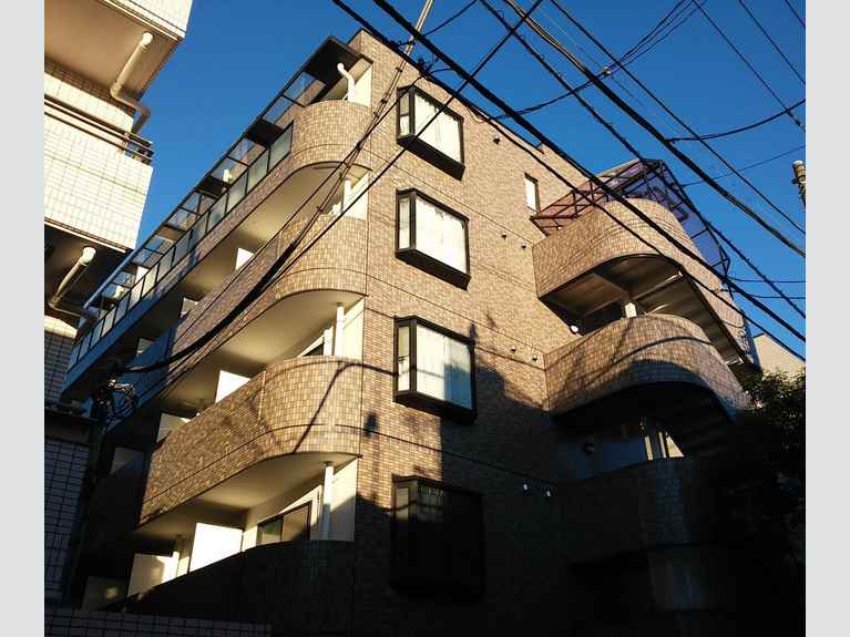 リシェス明大前 外観
