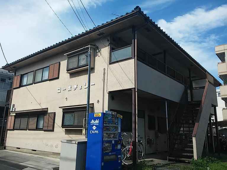 コーポチェリー 外観