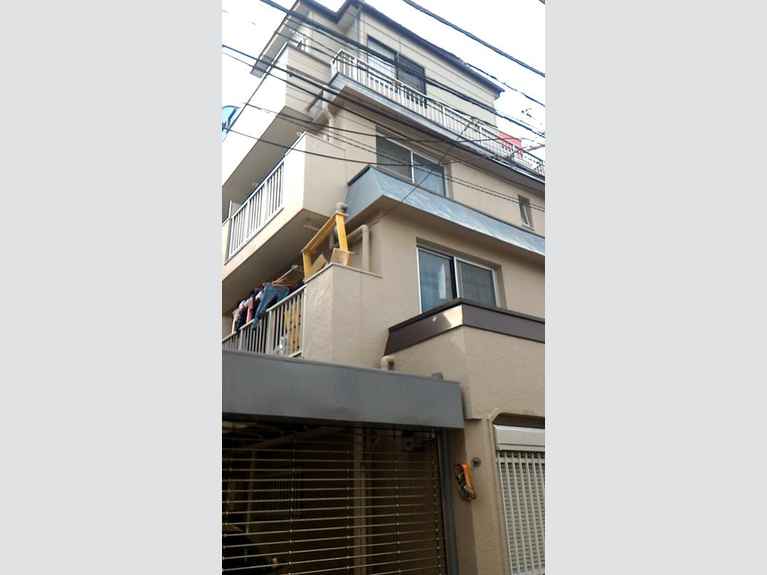 レオパレス新宿A館 外観