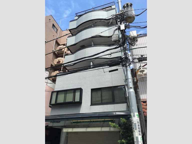トクオカビル 外観
