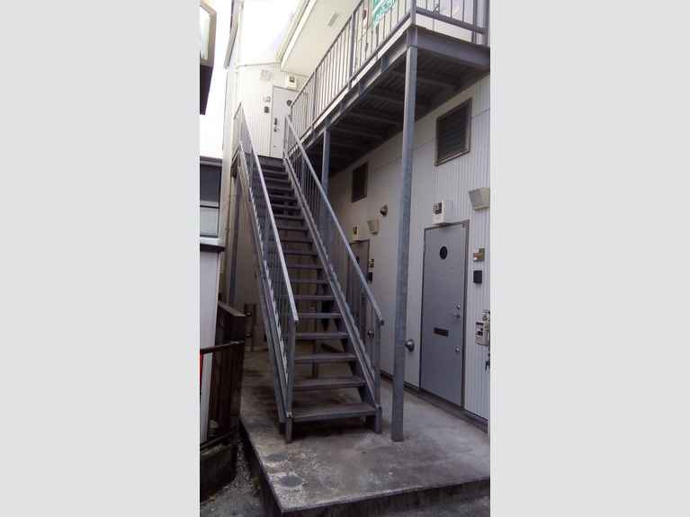 アザレ相模原 外観