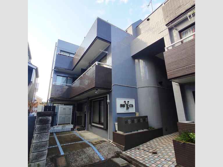 新宿ワイズビル 外観