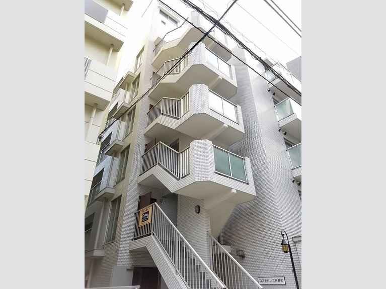 コスモパレス吉野町 外観