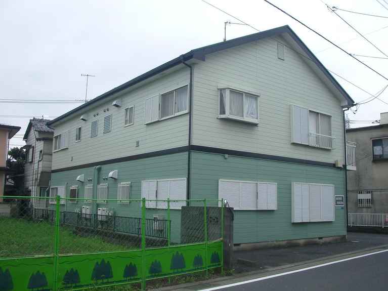 アミューズ新倉 外観
