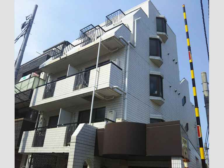 レオパード立川 外観