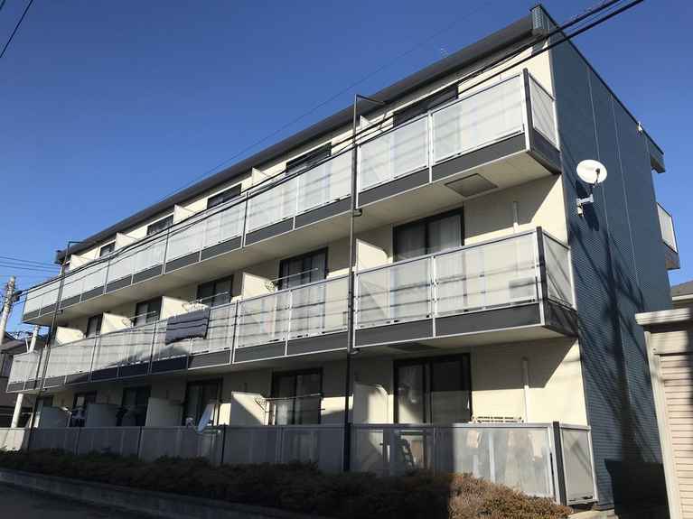 レオパレスリモーネ3 外観