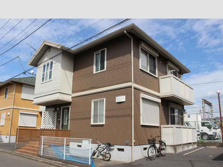 ルミエール IV 外観