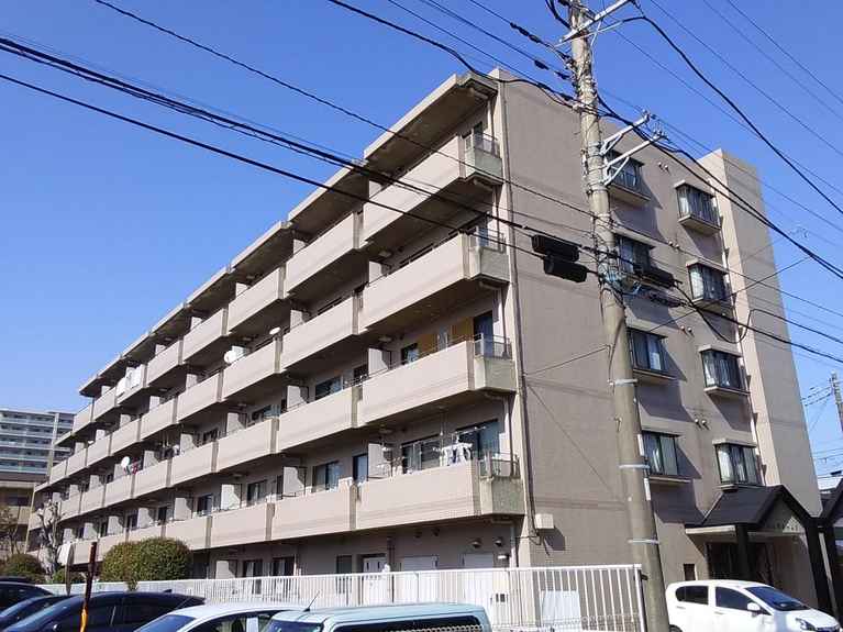 下鶴間ホームズ 外観