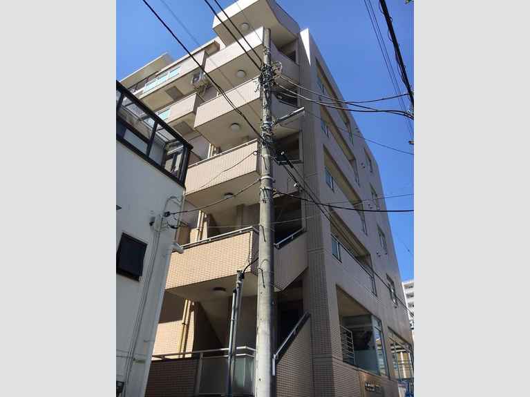 クレスビル 外観