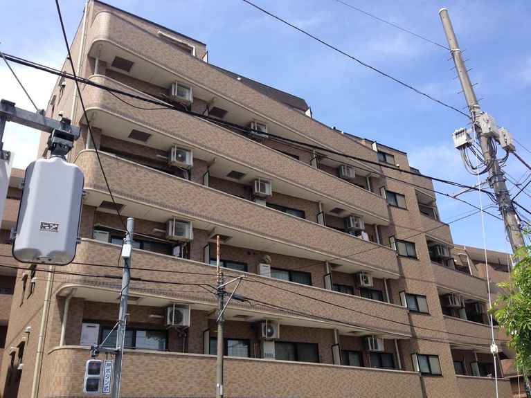 センチュリー三鷹さくら通り 外観