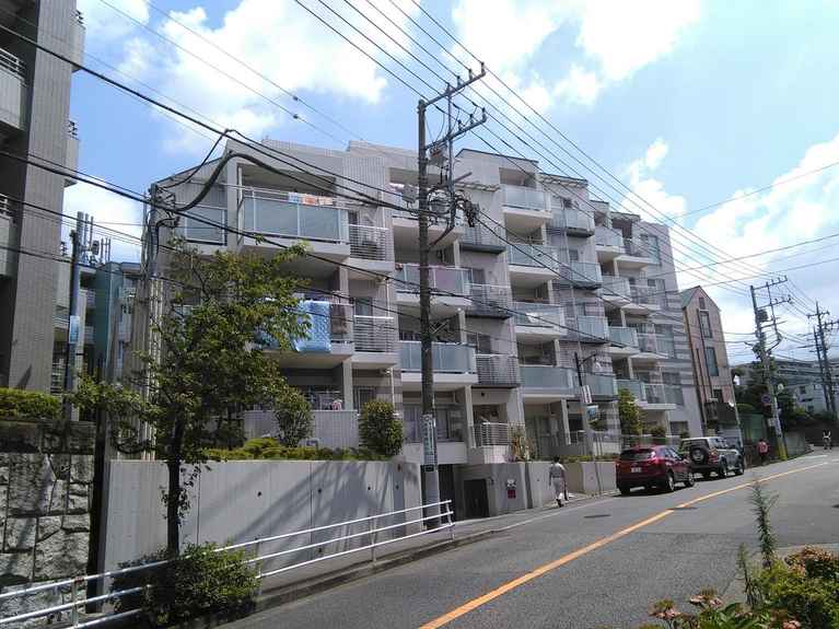 アスティア新百合ヶ丘 外観