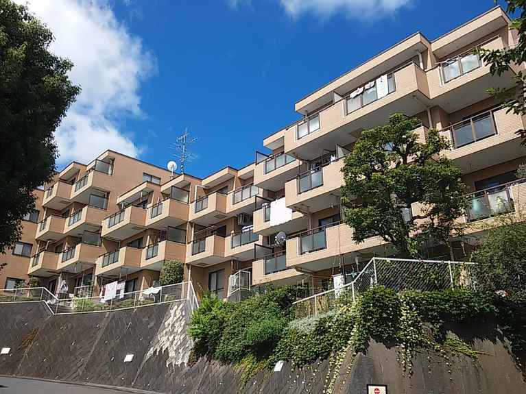 パークヒルズバームハイツ菊名 三番館 外観