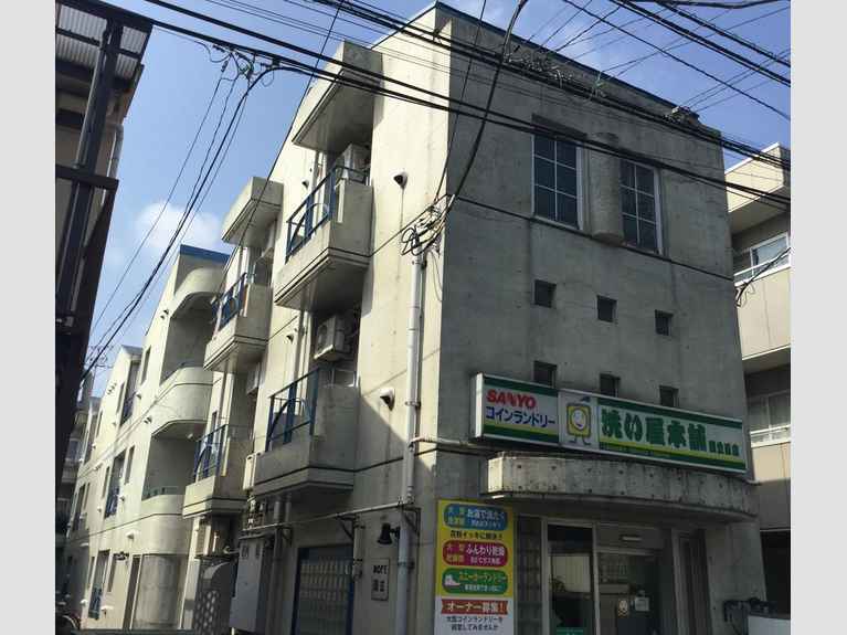 MORE国立 外観