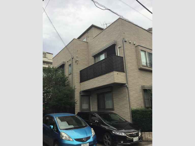 バーネット 外観