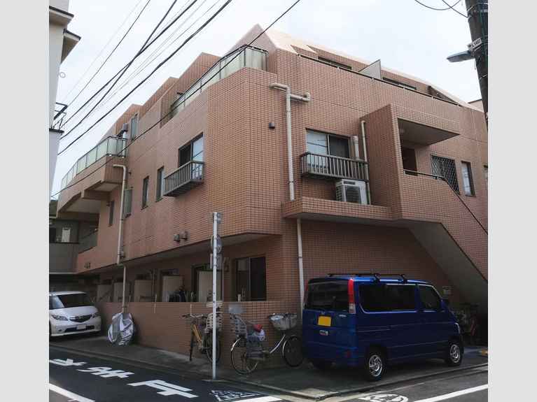 フィオーレ学芸大学 外観