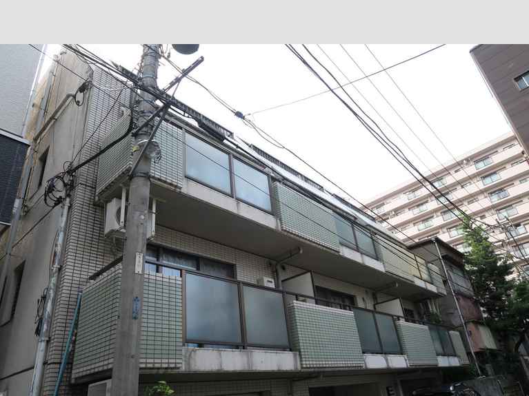 エスプレイス日の出町 外観