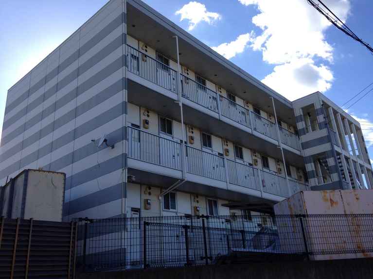 レオパレスカーサ エス・コット 外観