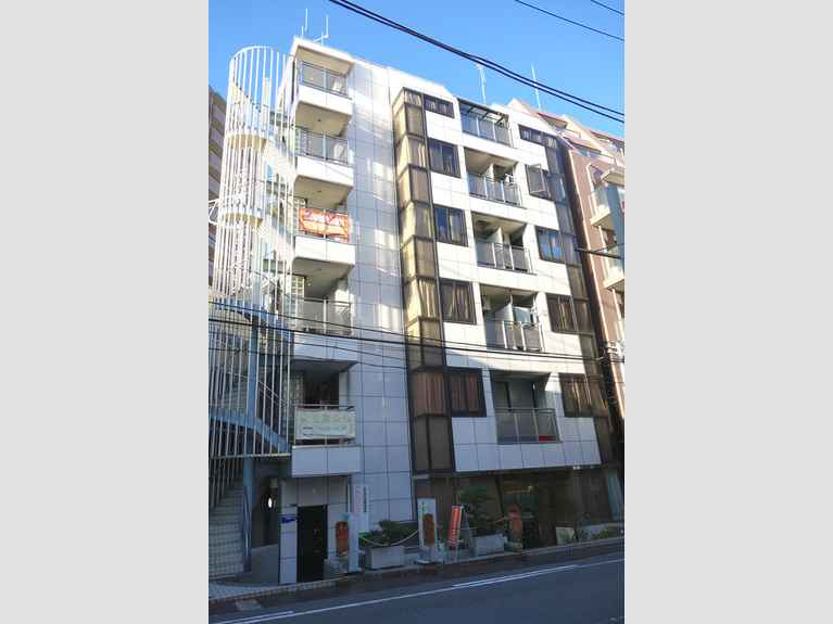 アトラクティブオマタ 外観