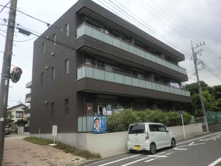 円行マンションA 外観