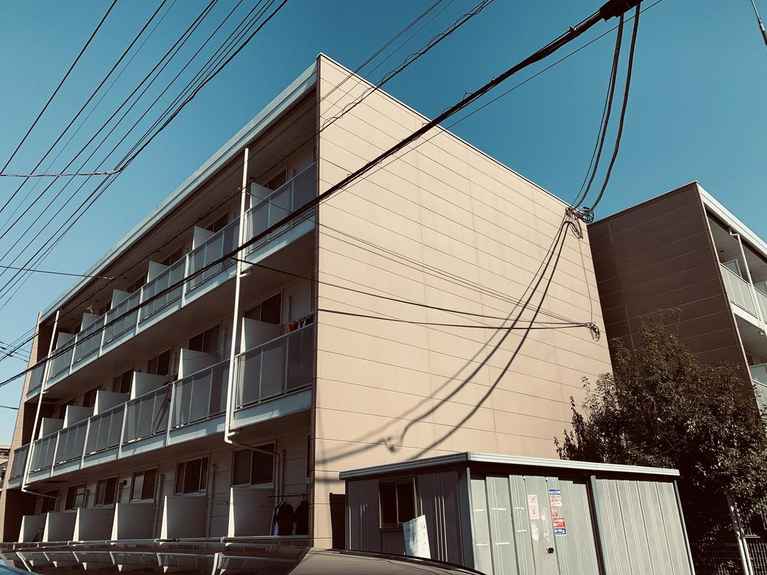 レオパレスエアフォルク 外観
